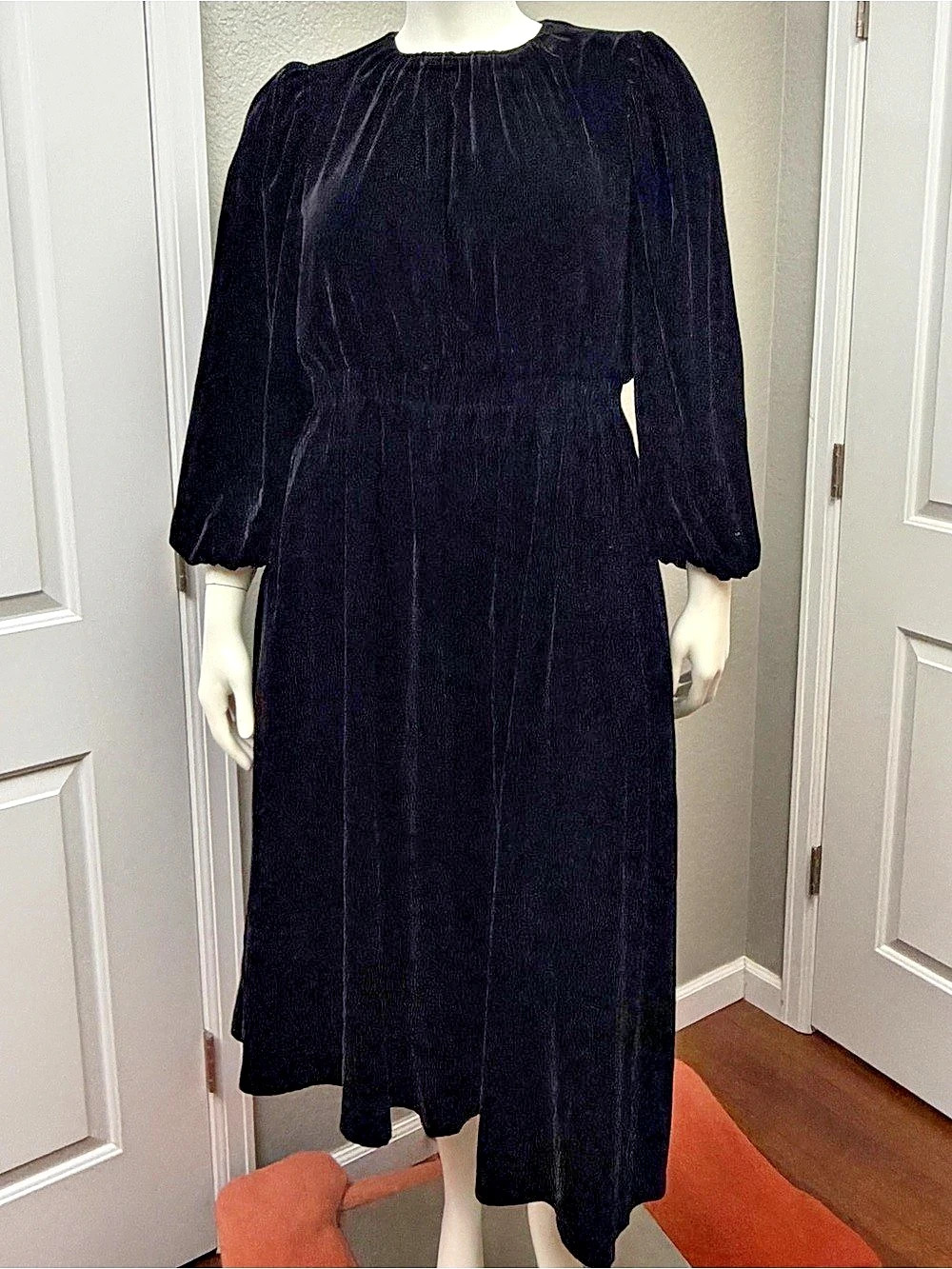 Aligne Lucca Dress Velvet Maxi Dress in Black UK 18 / US 14 NWT